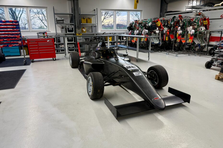 ROK Cup Formel 4 Testfahrt